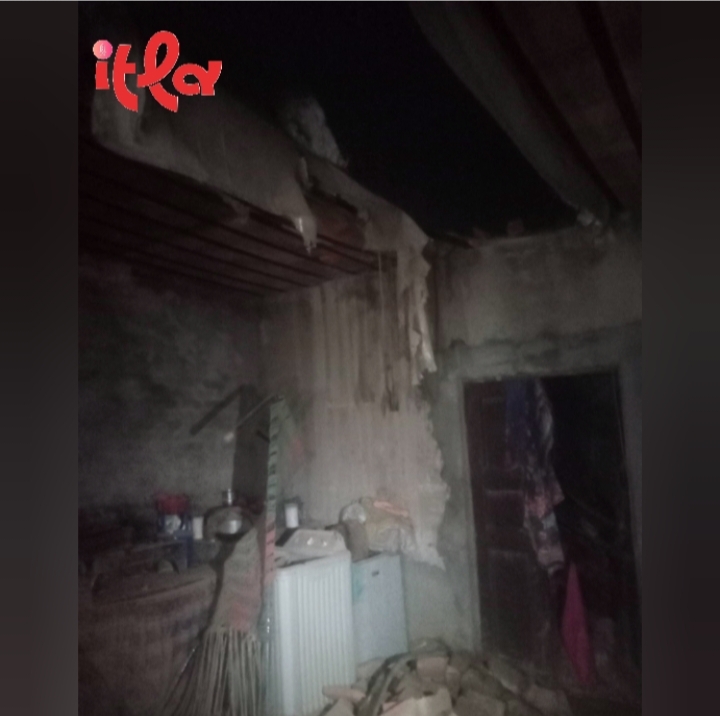 فیصل آباد میں تیز آندھی اور بارش سے دیواریں اور چھتیں گرنے سے ایک بچہ جاں بحق، 4خواتین سمیت 6 افراد زخمی